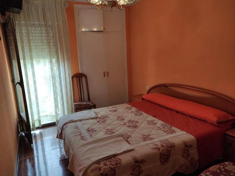 Hotel Durtzi Sobron ภายนอก รูปภาพ
