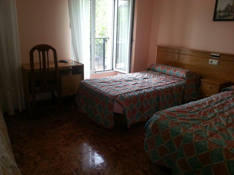 Hotel Durtzi Sobron ภายนอก รูปภาพ